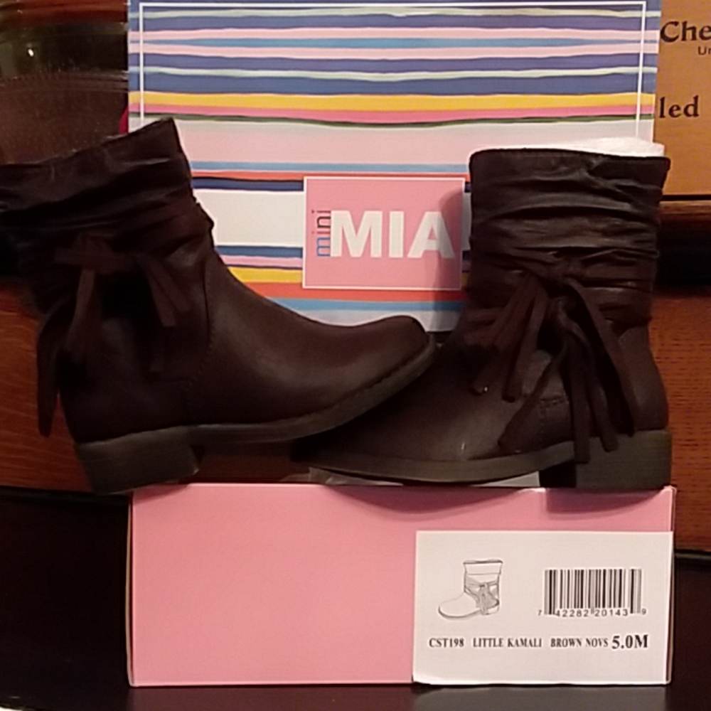 Booties - Picture 2 of 4